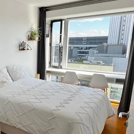 2 Private Bedrooms, Montparnasse Station Paris