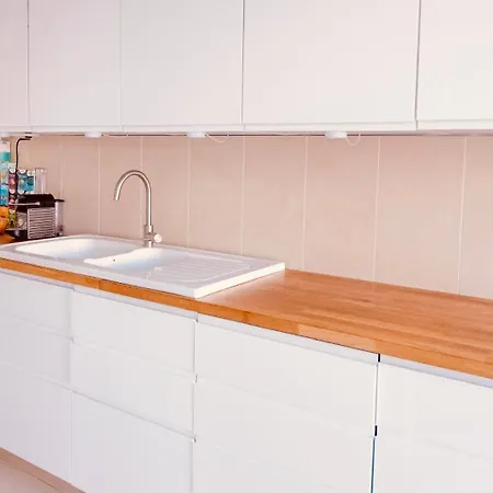 Privat bolig 2 Private Bedrooms, Montparnasse Station Paris