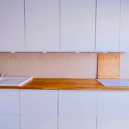 Privat bolig 2 Private Bedrooms, Montparnasse Station