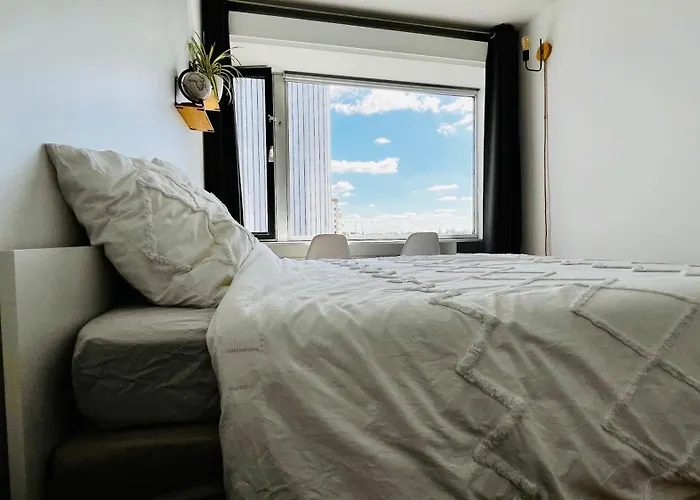2 Private Bedrooms, Montparnasse Station 民宿 巴黎