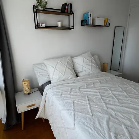 2 Private Bedrooms, Montparnasse Station باريس